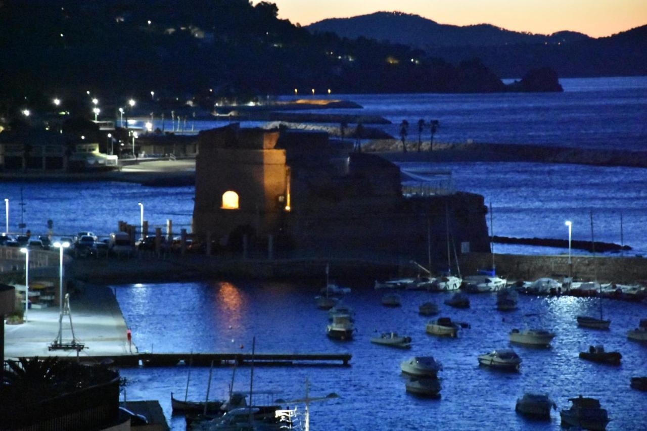 Le Saint Louis Plage Tolón Exterior foto